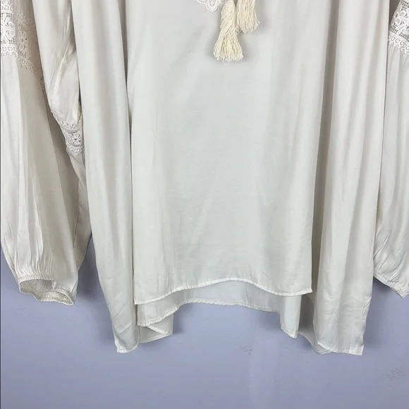 NWT Suzanne Betro Division Signature Ivory Lace Detail Tassel Tunic Size 2X - Picture 10 of 12